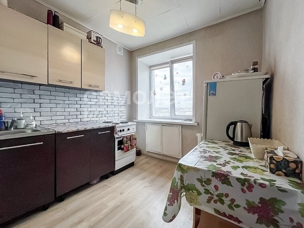 
   Продам 1-комнатную, 30.1 м², Веры Волошиной ул, 14

. Фото 1.