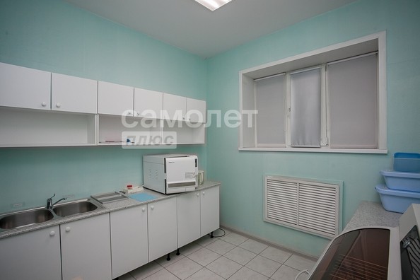 
   Продам помещение свободного назначения, 357 м², Космическая ул, 31/1

. Фото 18.