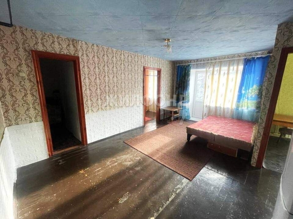 
   Продам 2-комнатную, 40.8 м², Суворова ул, 21

. Фото 8.