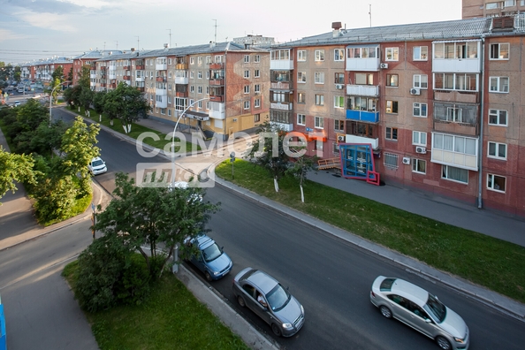 
  Продается 3-комн. квартира, 61.8 м², Красная ул, д. 12
. Фото 2.