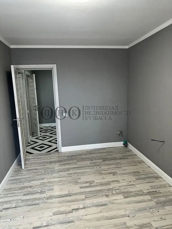 
   Продам 1-комнатную, 40 м², Сибиряков-Гвардейцев ул, 22а

. Фото 11.