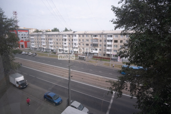 
   Продам 2-комнатную, 48.6 м², Шахтеров пр-кт, кор.А

. Фото 6.