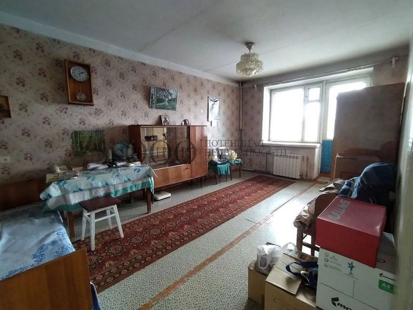 
   Продам 1-комнатную, 34 м², Веры Волошиной ул, 33

. Фото 1.