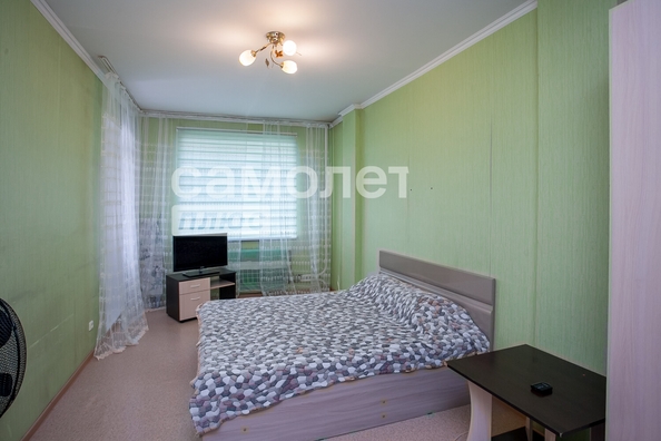 
   Продам 1-комнатную, 40.6 м², Дружбы ул, 3

. Фото 2.