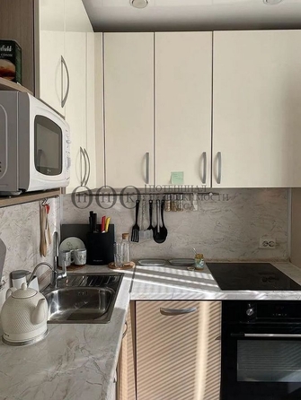 
   Продам 3-комнатную, 56.1 м², Сибиряков-Гвардейцев ул, 330

. Фото 2.