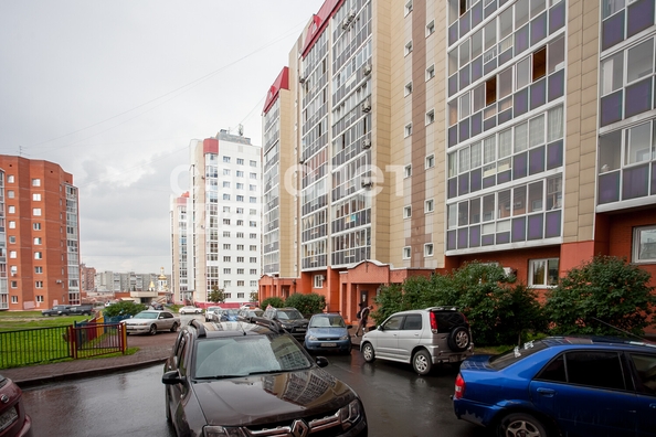 
   Продам 2-комнатную, 87.6 м², Веры Волошиной ул, 41б

. Фото 23.