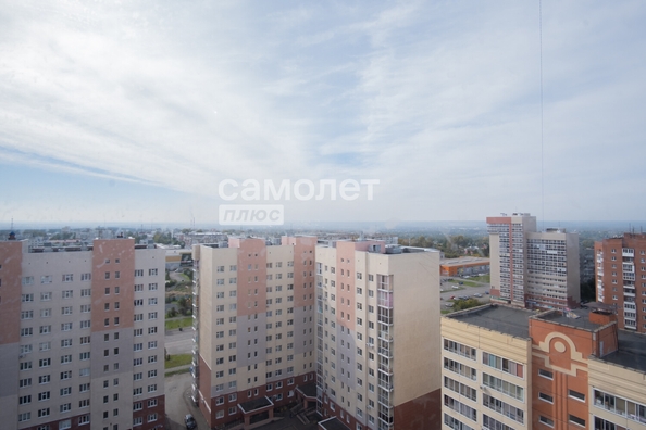 
   Продам 2-комнатную, 61.9 м², Шахтеров пр-кт, 58Б

. Фото 3.