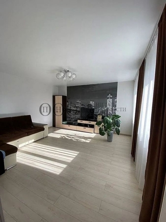 
   Продам 2-комнатную, 72.3 м², Шахтеров (Гравелит) тер, 74Б

. Фото 5.