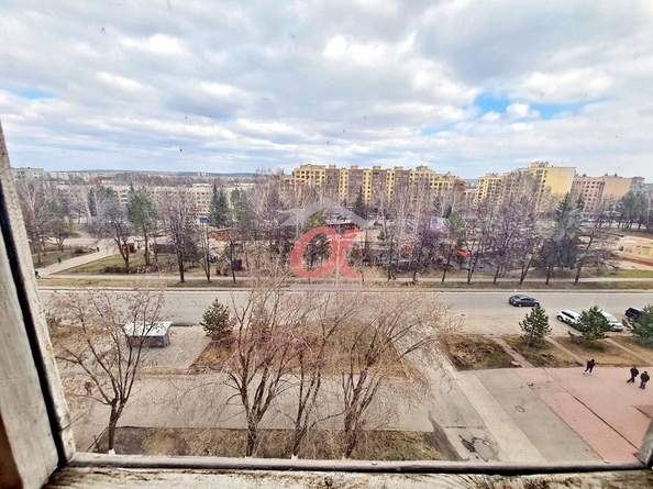 
   Продам 3-комнатную, 68 м², Строителей б-р, 27

. Фото 1.