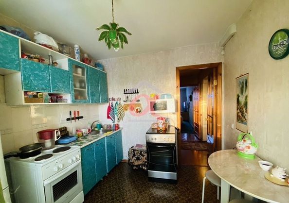 
   Продам 2-комнатную, 50 м², Сибиряков-Гвардейцев (2/3-Л) тер, 1

. Фото 4.