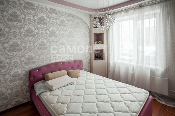 
   Продам 4-комнатную, 96 м², 

. Фото 1.