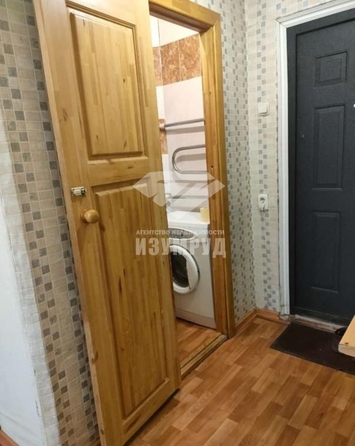 
   Продам 1-комнатную, 16.8 м², Строителей б-р, 50/2

. Фото 1.