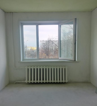 
   Продам 1-комнатную, 22.6 м², Строителей б-р, 19

. Фото 2.