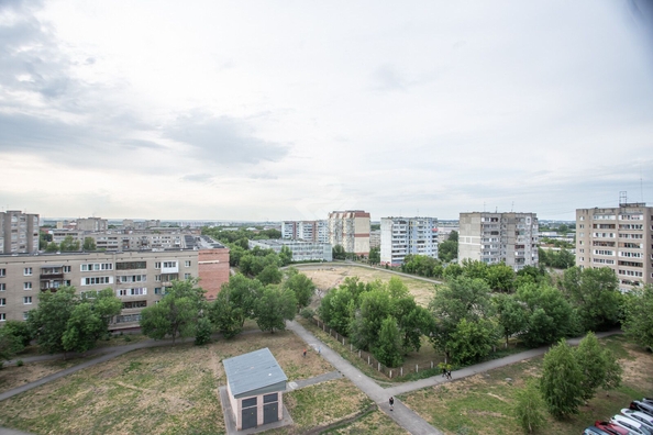 
   Продам 4-комнатную, 80.4 м², Космическая (Космический) тер, 37

. Фото 5.