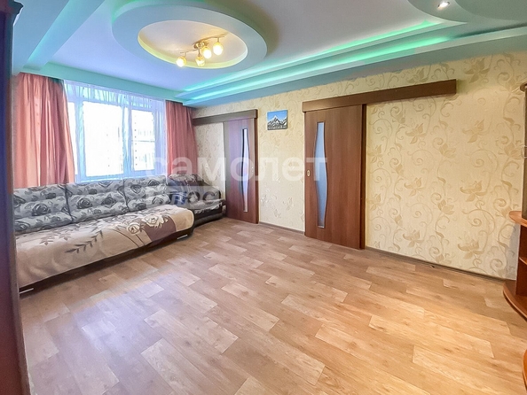 
   Продам 3-комнатную, 61.6 м², Дзержинского ул, 18

. Фото 8.