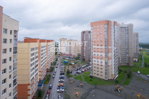 
   Продам 2-комнатную, 55.3 м², Шахтеров (Гравелит) тер, 58

. Фото 5.