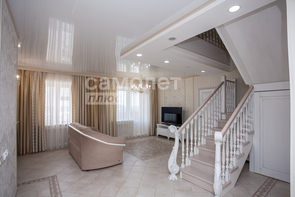 
  Продается 4-комн. квартира, 169 м², Луначарского ул, д. 2а
. Фото 1.