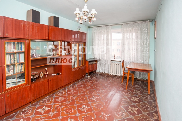 
   Продам 3-комнатную, 62.9 м², Сибиряков-Гвардейцев ул, 14

. Фото 14.