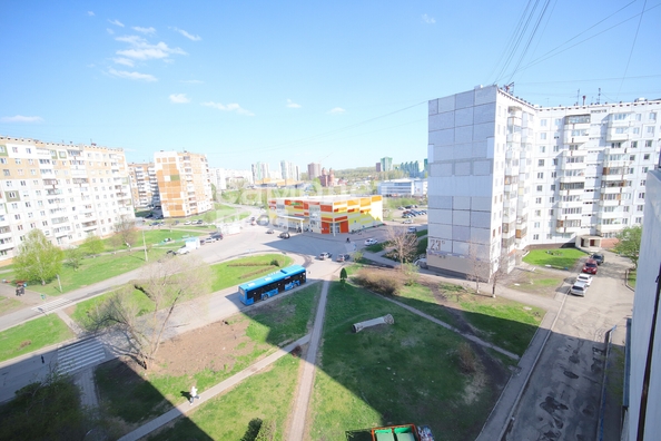 
   Продам 3-комнатную, 63.4 м², Свободы ул, 23

. Фото 2.