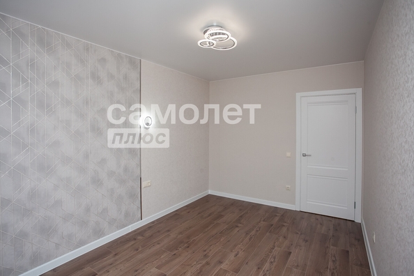 
   Продам 2-комнатную, 40.5 м², Космическая ул, 2в

. Фото 9.