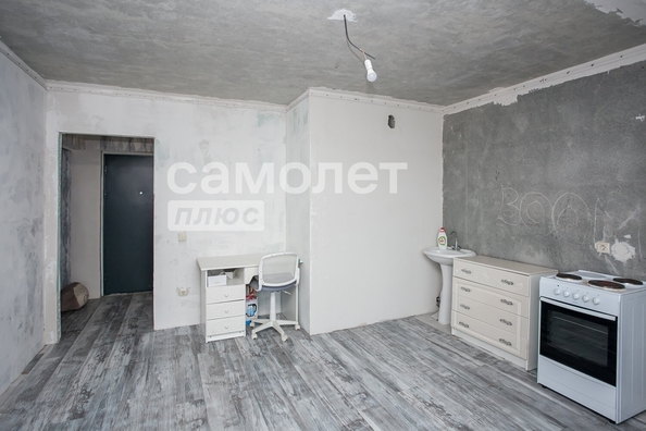 
   Продам 2-комнатную, 38.8 м², Космическая ул, 2в

. Фото 3.