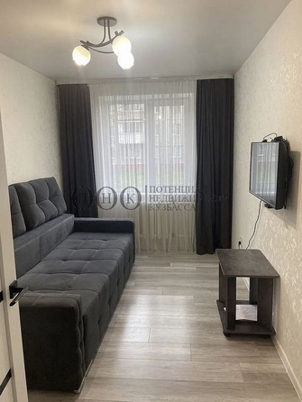 
   Продам 3-комнатную, 60.9 м², Инициативная ул, 121

. Фото 6.