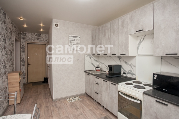 
   Продам 1-комнатную, 32.2 м², Базовая ул, 4В

. Фото 5.