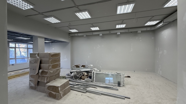 
  Продается торговая площадь, 240 м², Веры Волошиной ул, д. 22Ак1
. Фото 12.