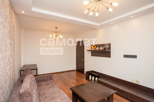 
   Продам 3-комнатную, 82.4 м², Свободы ул, 35

. Фото 4.