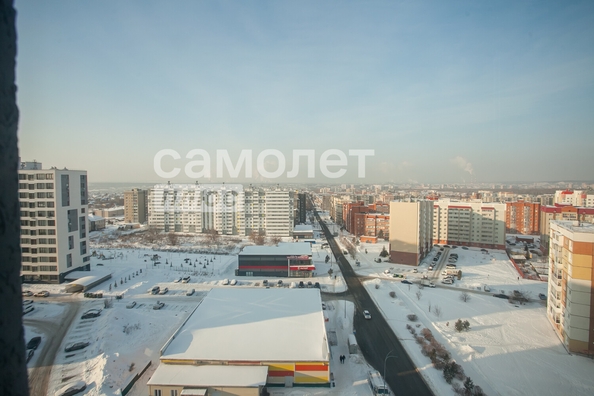 
   Продам 3-комнатную, 57.1 м², Веры Волошиной ул, 40

. Фото 5.