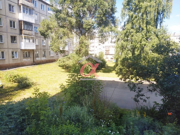 
   Продам 3-комнатную, 47 м², Строителей б-р, 27б

. Фото 23.