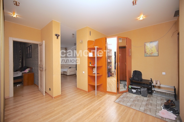 
   Продам 3-комнатную, 72.7 м², Шахтеров пр-кт, 74а

. Фото 2.