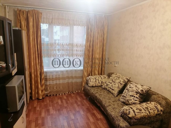 
   Продам 1-комнатную, 16.7 м², Инициативная ул, 5а

. Фото 1.