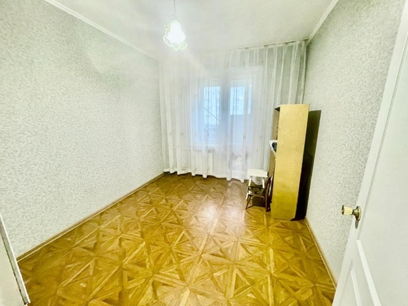 
   Продам 4-комнатную, 95 м², Ноградская (Центральный р-н) ул, 3

. Фото 7.