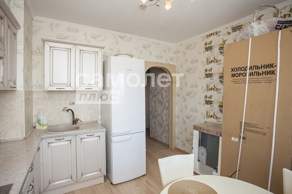 
   Продам 2-комнатную, 53.8 м², Космическая ул, 12

. Фото 12.