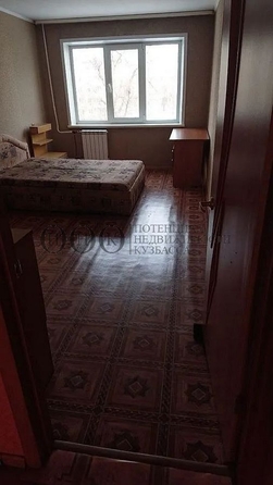 
   Продам 2-комнатную, 48 м², Ворошилова ул, 1б

. Фото 2.