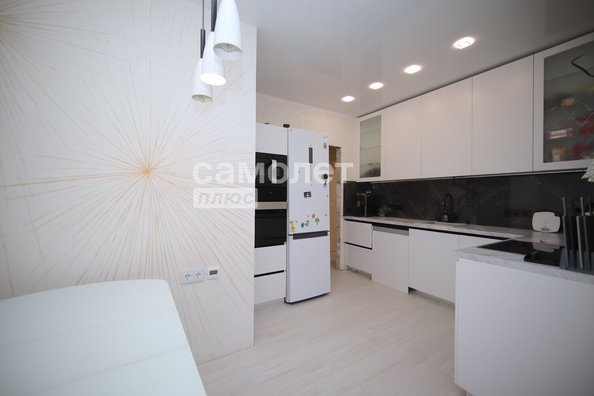 
  Продается 3-комн. квартира, 97.6 м², Сосновая ул, д. 9
. Фото 17.