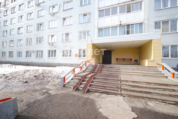 
   Продам студию, 23 м², Строителей б-р, 13

. Фото 11.