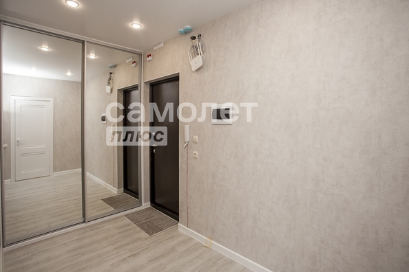
   Продам 2-комнатную, 46 м², Солнечный б-р, 22

. Фото 14.