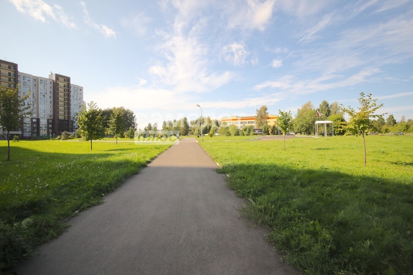 
   Продам 2-комнатную, 57 м², Строителей б-р, 57/1

. Фото 4.
