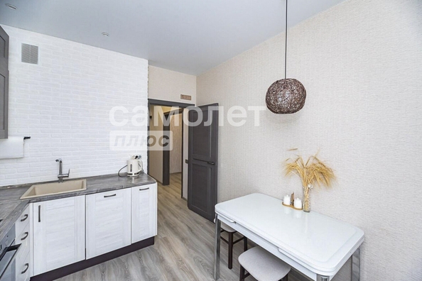 
  Продается 2-комн. квартира, 57 м², Строителей б-р, д. 57/1
. Фото 11.