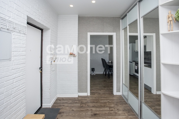 
  Продается 3-комн. квартира, 57.8 м², Кедровый б-р, д. 4
. Фото 3.