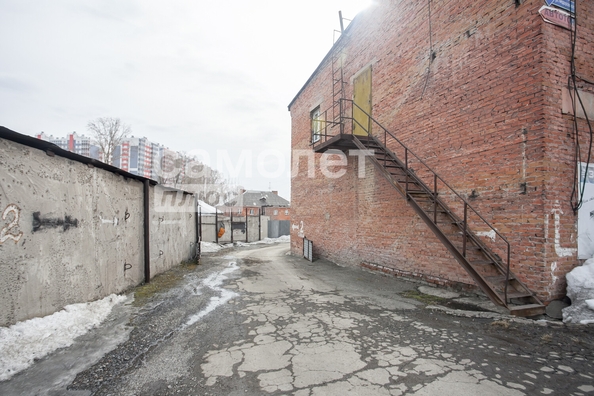 
   Продам офис, 238 м², Федоровского ул, 5д

. Фото 19.