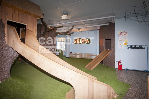 
   Продам офис, 249.4 м², Шахтеров пр-кт, 74а

. Фото 15.