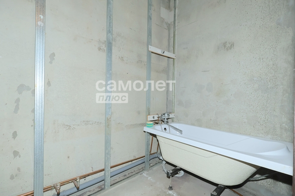 
  Продается 2-комн. квартира, 59.9 м², Строителей б-р, д. 57/1
. Фото 17.