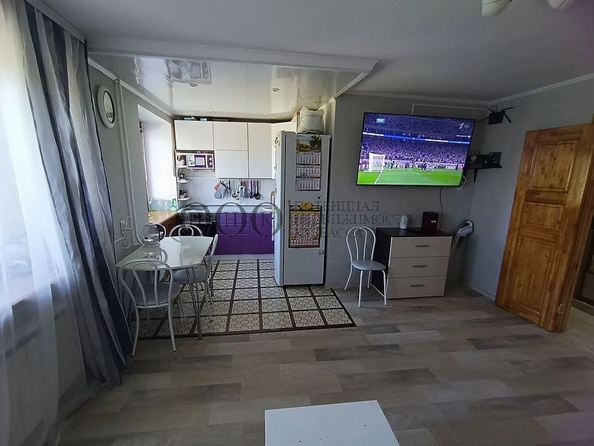 
  Продается 3-комн. квартира, 57 м², Гагарина ул, д. 138
. Фото 2.
