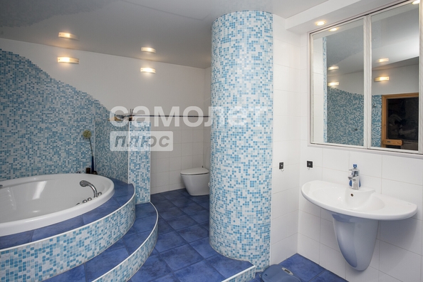 
  Продается 4-комн. квартира, 160.8 м², Строителей б-р, д. 28/1
. Фото 39.