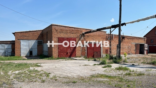 
  Продается универсальное помещение, 1626.9 м², Береговая ул, д. 8
. Фото 1.