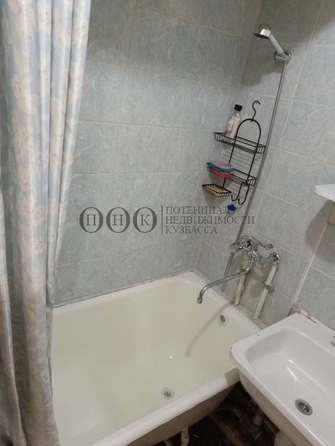 
  Продается 1-комн. квартира, 16.6 м², Строителей б-р, д. 46
. Фото 7.