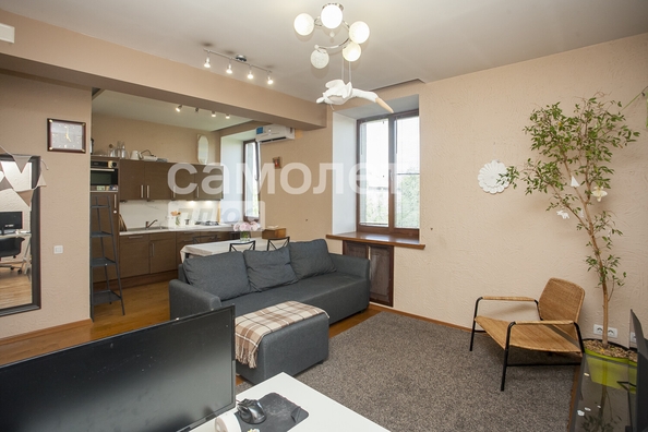 
  Продается 2-комн. квартира, 51 м², Весенняя ул, д. 19
. Фото 4.